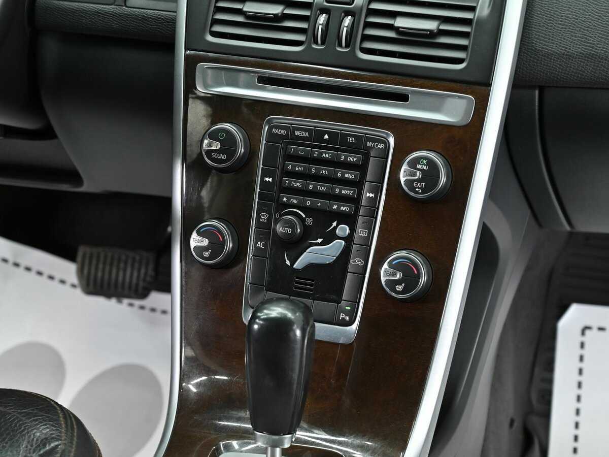 Volvo XC60 с пробегом — 2011 год. Фото: #12