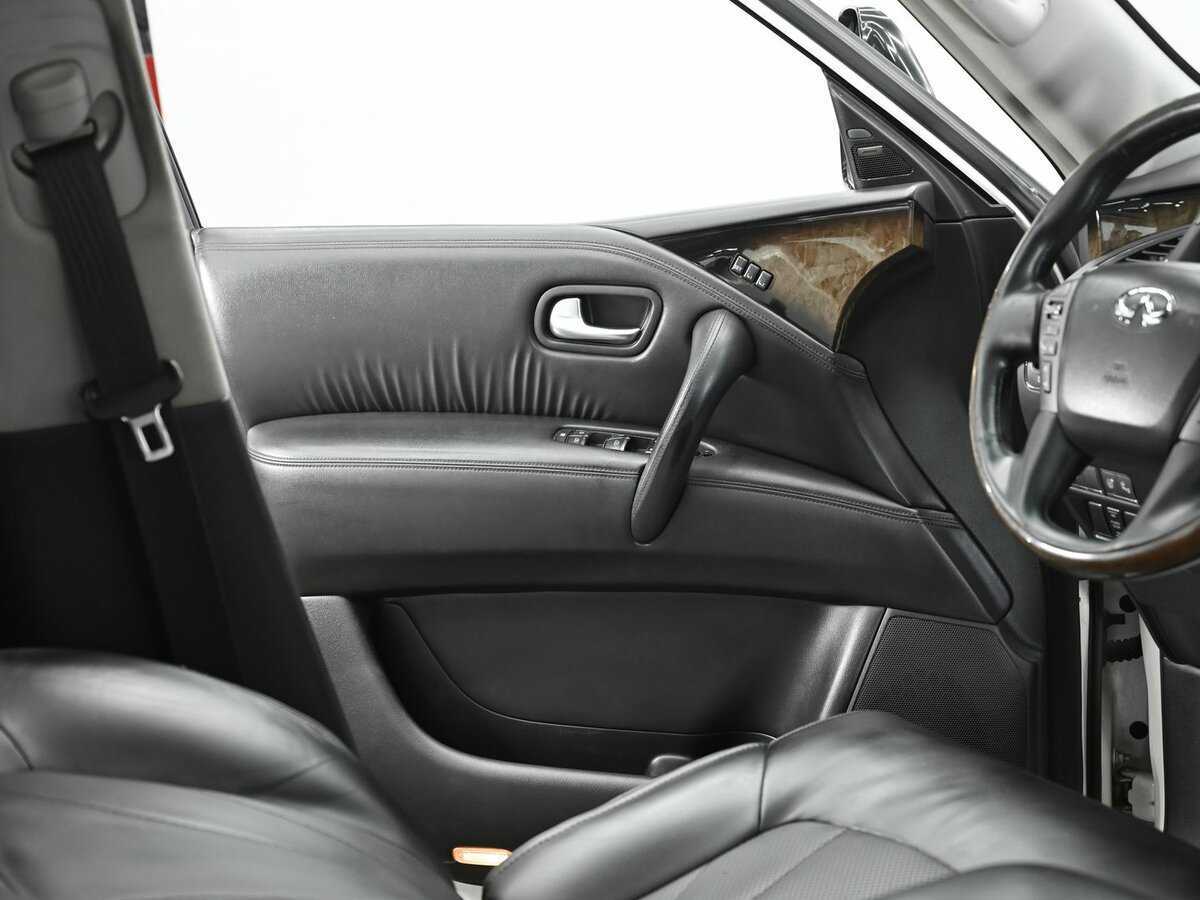 Infiniti QX80 с пробегом — 2013 год. Фото: #6