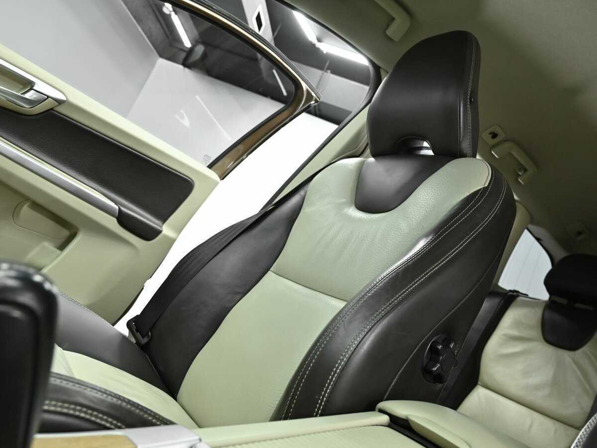 Volvo XC60 с пробегом — 2011 год. Фото: #6