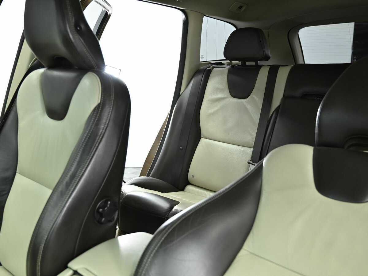 Volvo XC60 с пробегом — 2011 год. Фото: #7