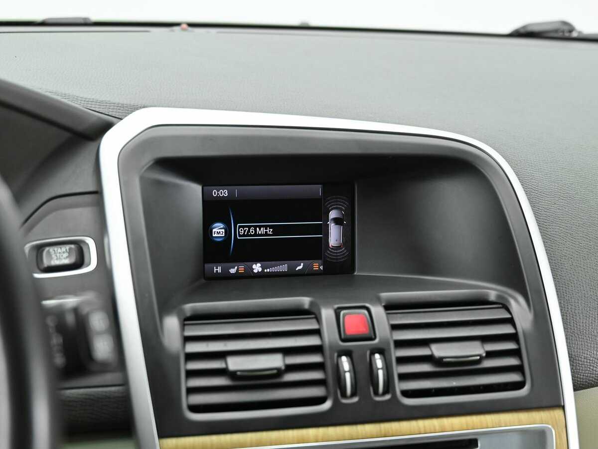 Volvo XC60 с пробегом — 2011 год. Фото: #10