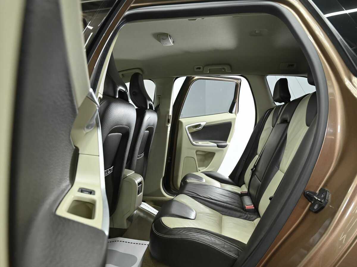 Volvo XC60 с пробегом — 2011 год. Фото: #12