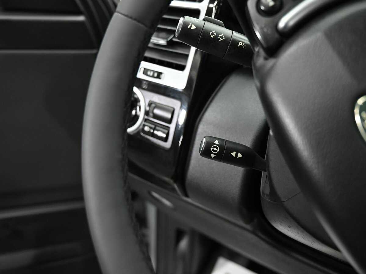 Land Rover Range Rover с пробегом — 2008 год. Фото: #9