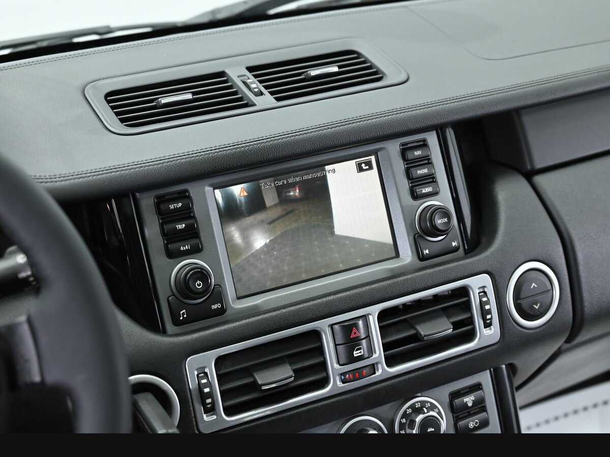 Land Rover Range Rover с пробегом — 2008 год. Фото: #11