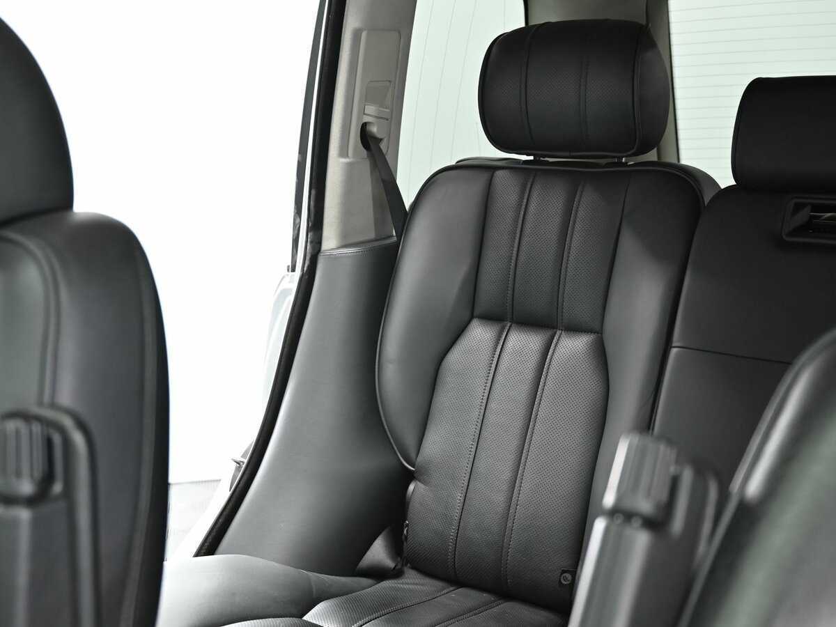 Land Rover Range Rover с пробегом — 2008 год. Фото: #16