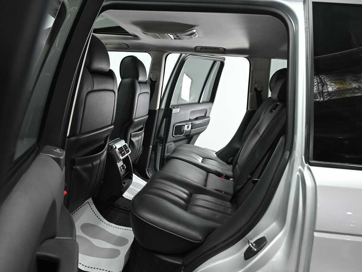 Land Rover Range Rover с пробегом — 2008 год. Фото: #18