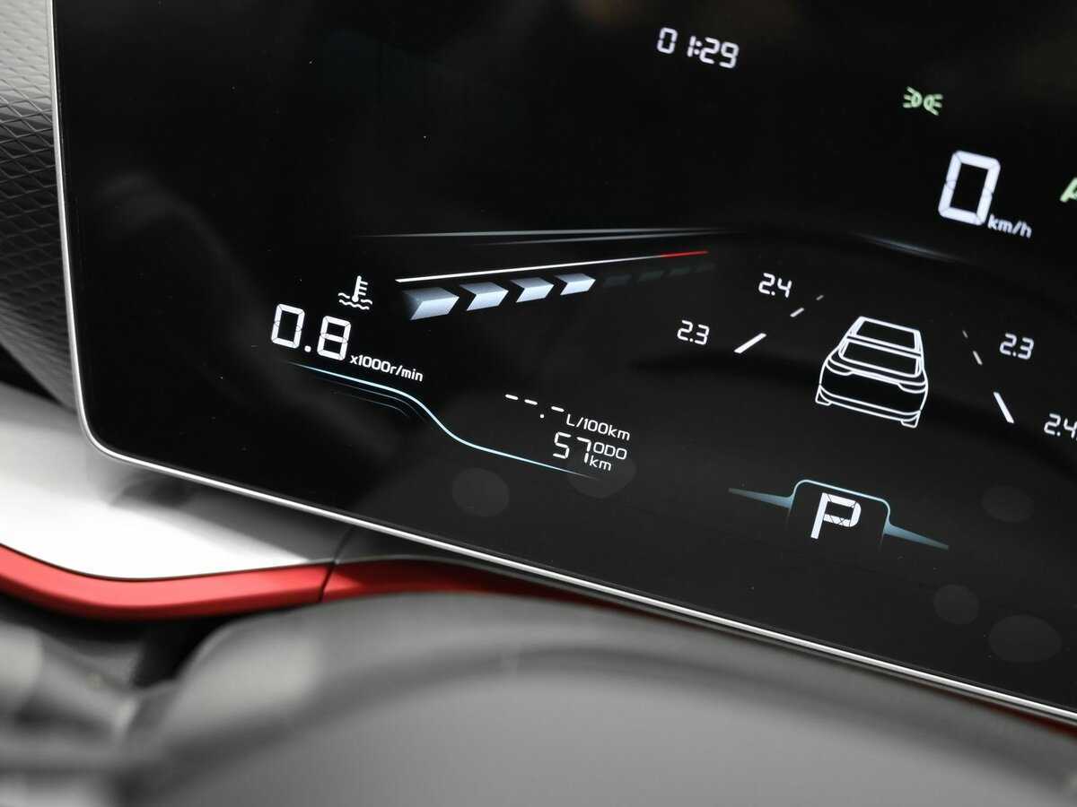 Geely Coolray с пробегом — 2024 год. Фото: #15