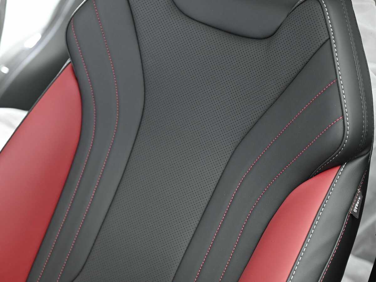 Geely Coolray с пробегом — 2024 год. Фото: #18