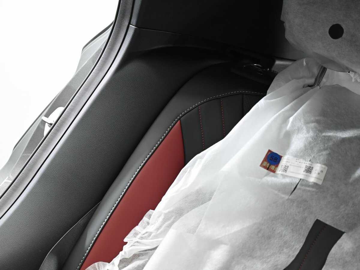 Geely Coolray с пробегом — 2024 год. Фото: #19