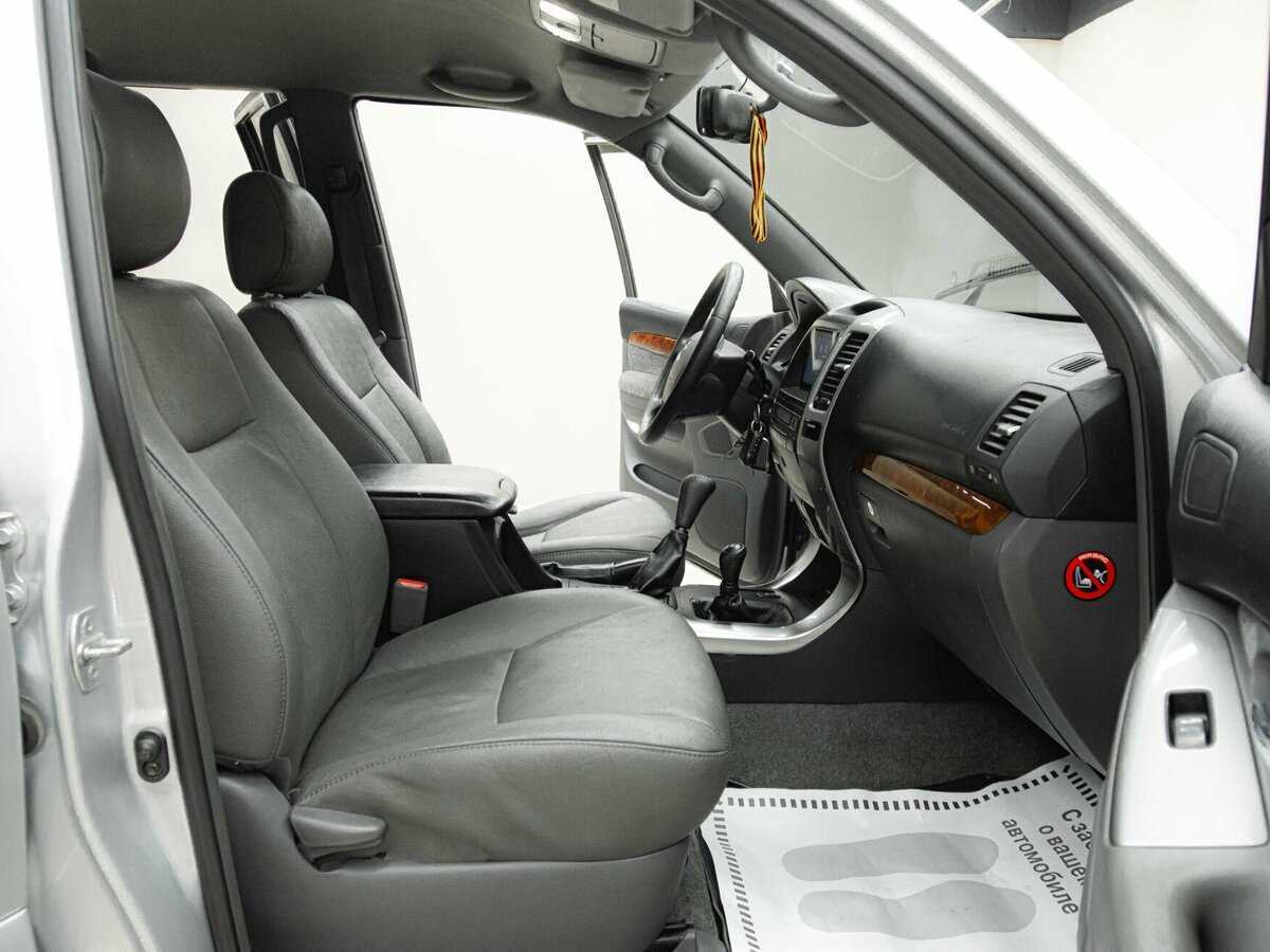 Toyota Land Cruiser Prado с пробегом — 2006 год. Фото: #13