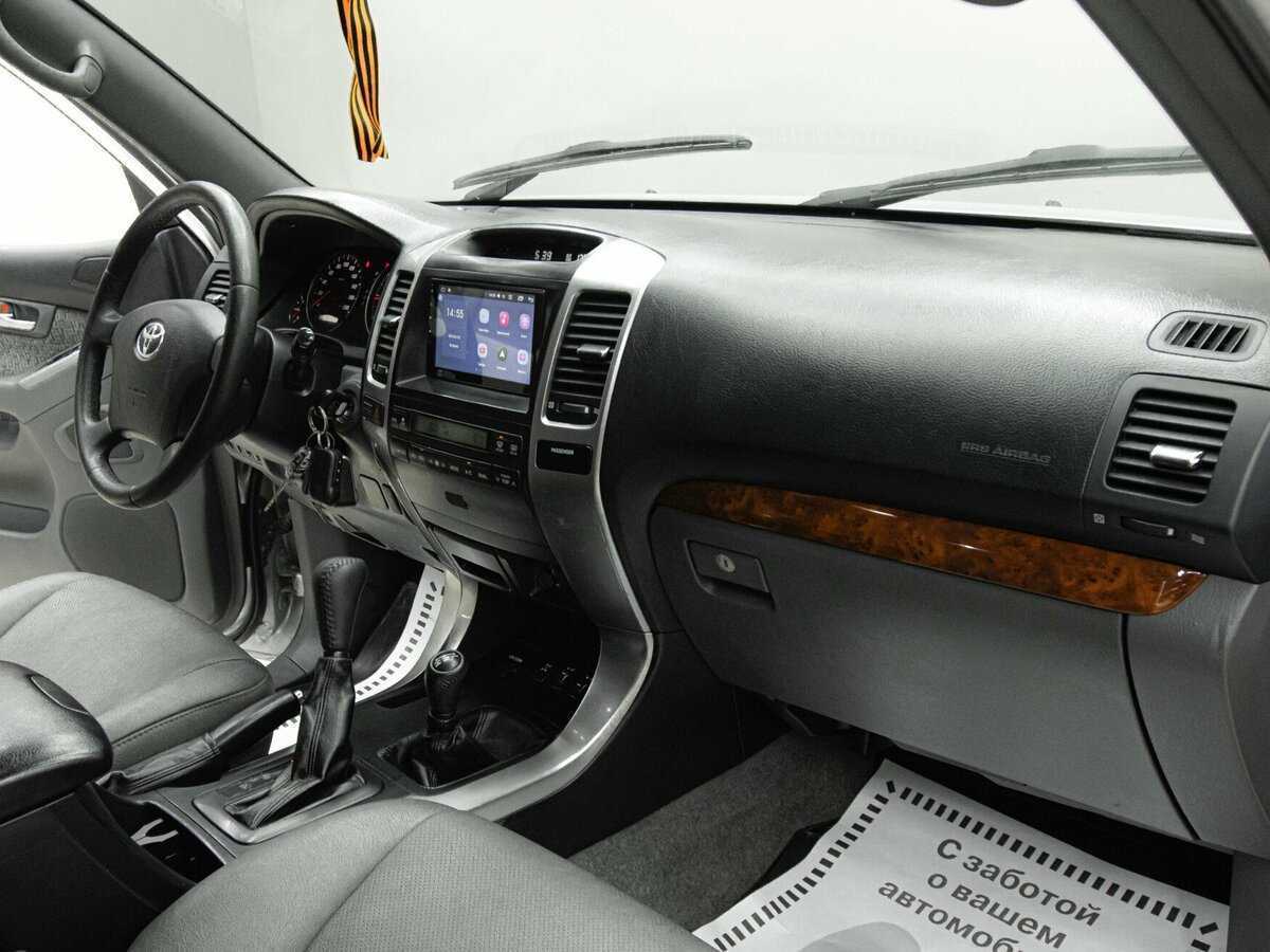 Toyota Land Cruiser Prado с пробегом — 2006 год. Фото: #14