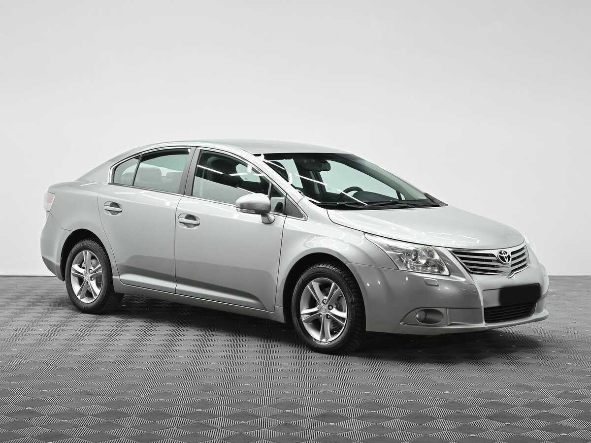 Toyota Avensis с пробегом — 2011 год. Фото: #1