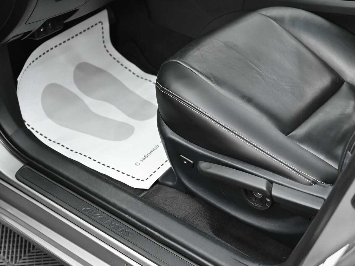 Toyota Avensis с пробегом — 2011 год. Фото: #5