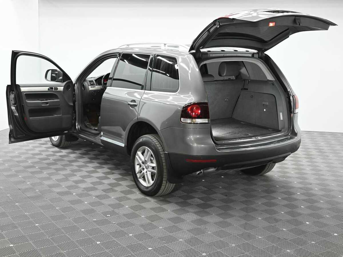 Volkswagen Touareg с пробегом — 2010 год. Фото: #4