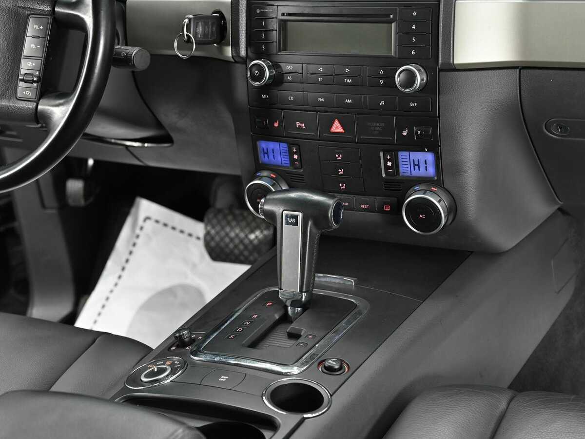 Volkswagen Touareg с пробегом — 2010 год. Фото: #11