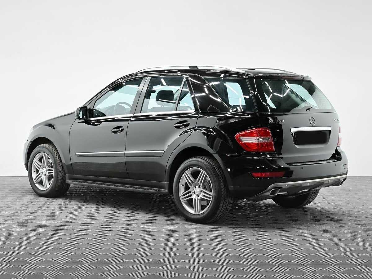 Mercedes-Benz M-Класс с пробегом — 2009 год. Фото: #2