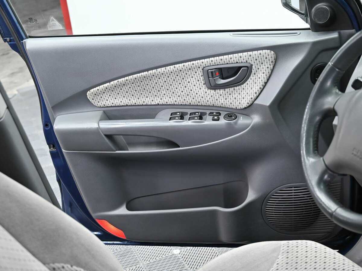 Hyundai Tucson с пробегом — 2005 год. Фото: #5