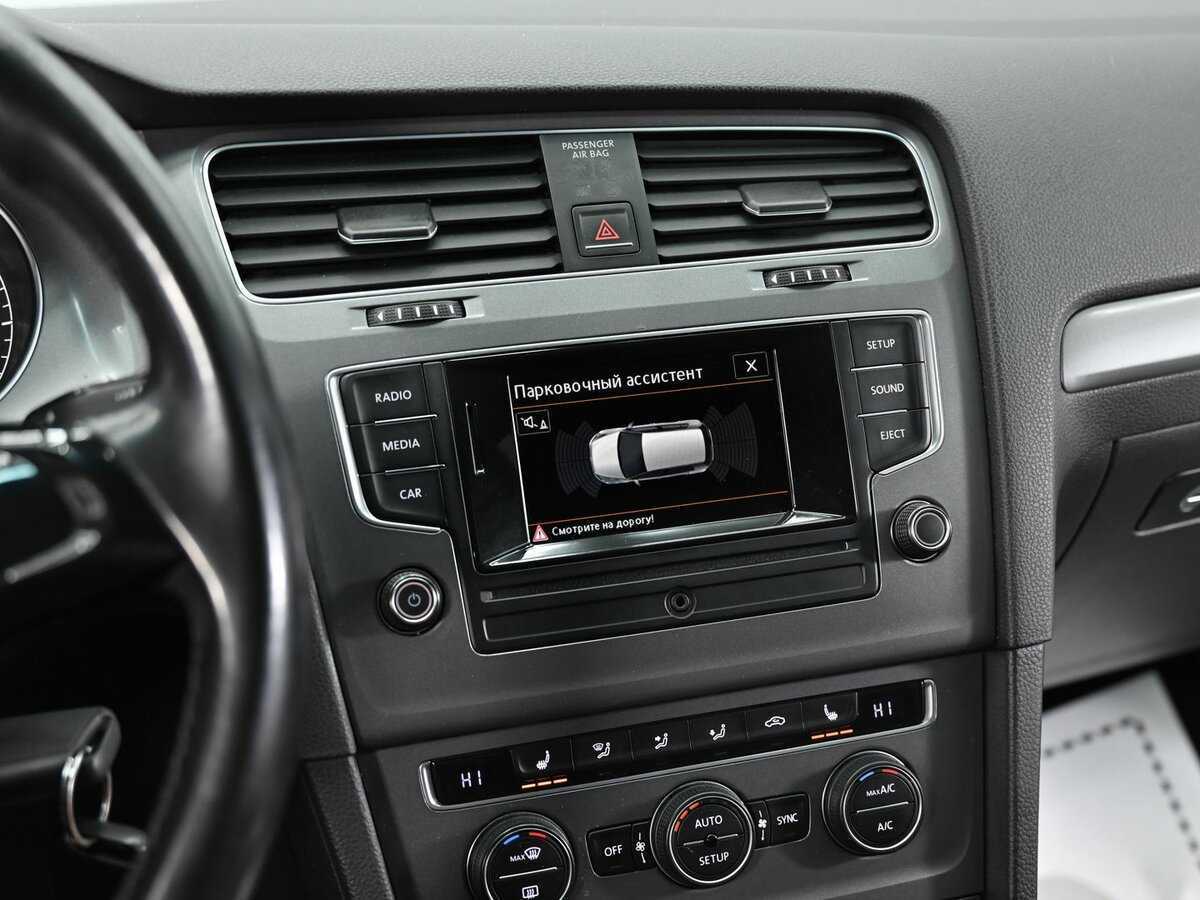 Volkswagen Golf с пробегом — 2013 год. Фото: #9