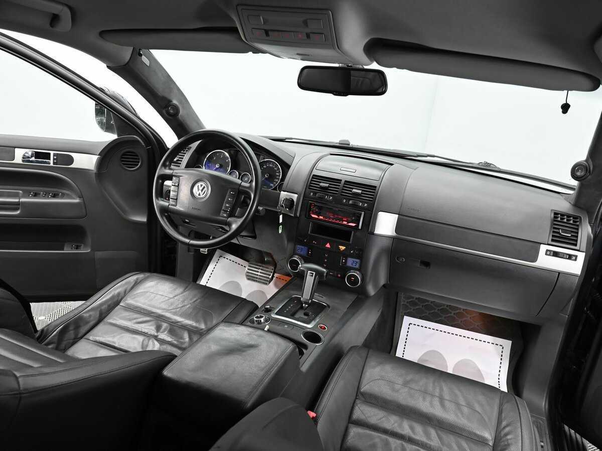 Volkswagen Touareg с пробегом — 2007 год. Фото: #10