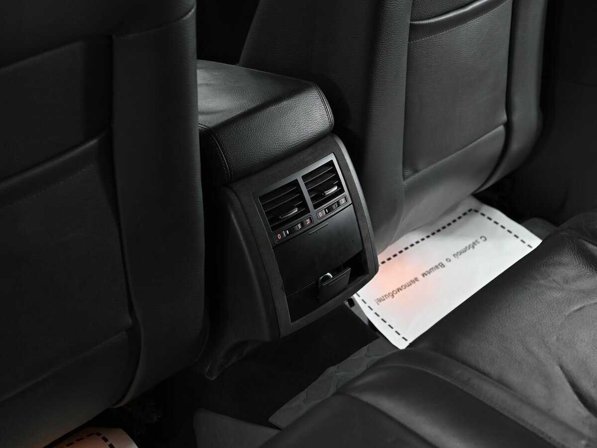 Volkswagen Touareg с пробегом — 2007 год. Фото: #14