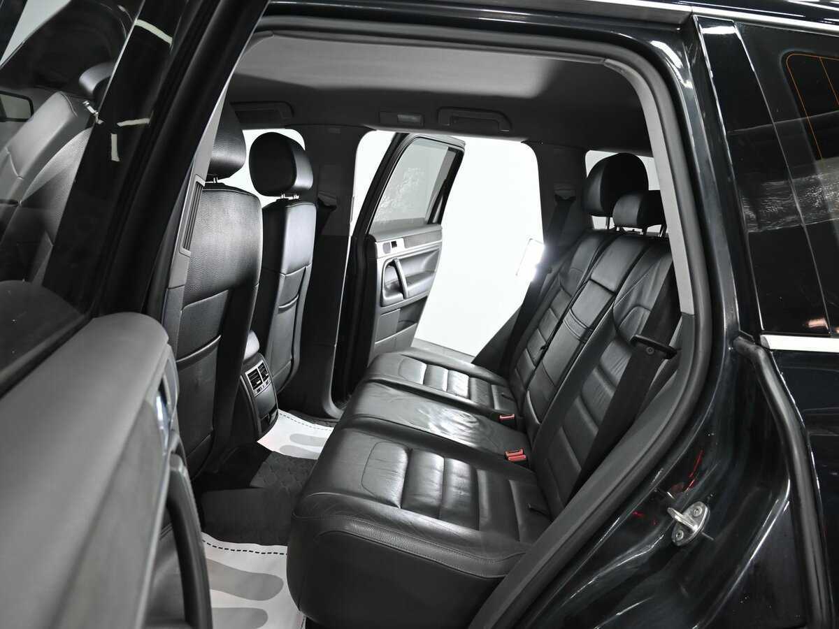 Volkswagen Touareg с пробегом — 2007 год. Фото: #15