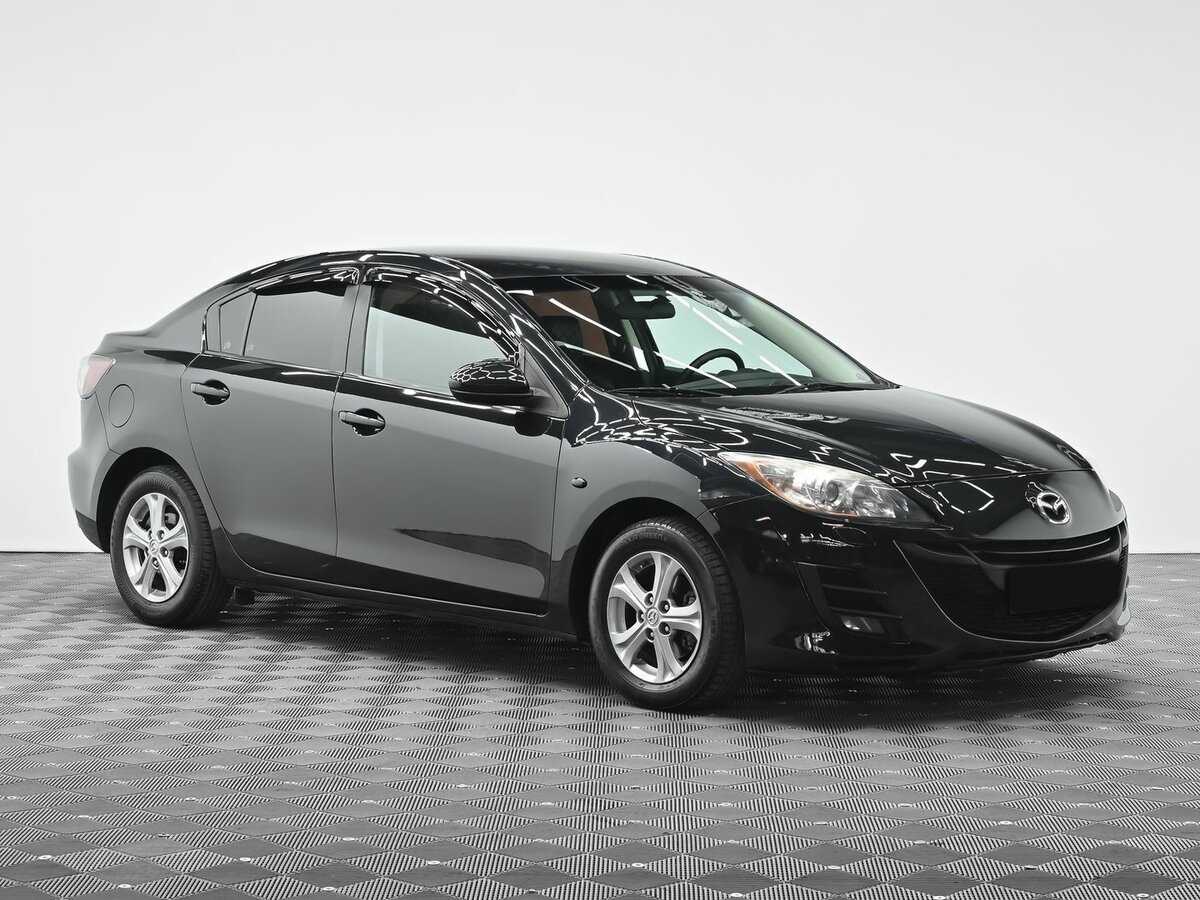 Mazda 3 с пробегом — 2010 год. Фото: #1