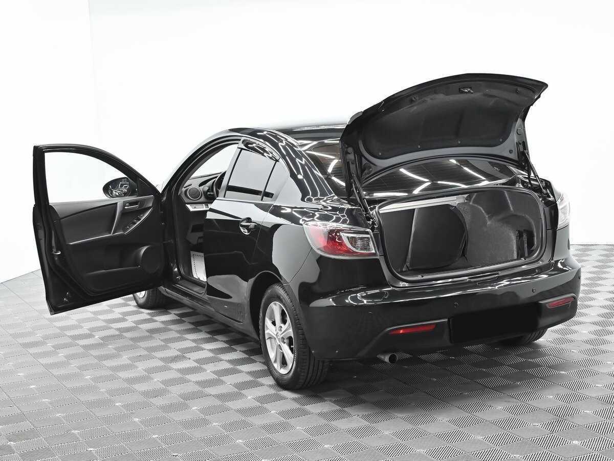 Mazda 3 с пробегом — 2010 год. Фото: #3