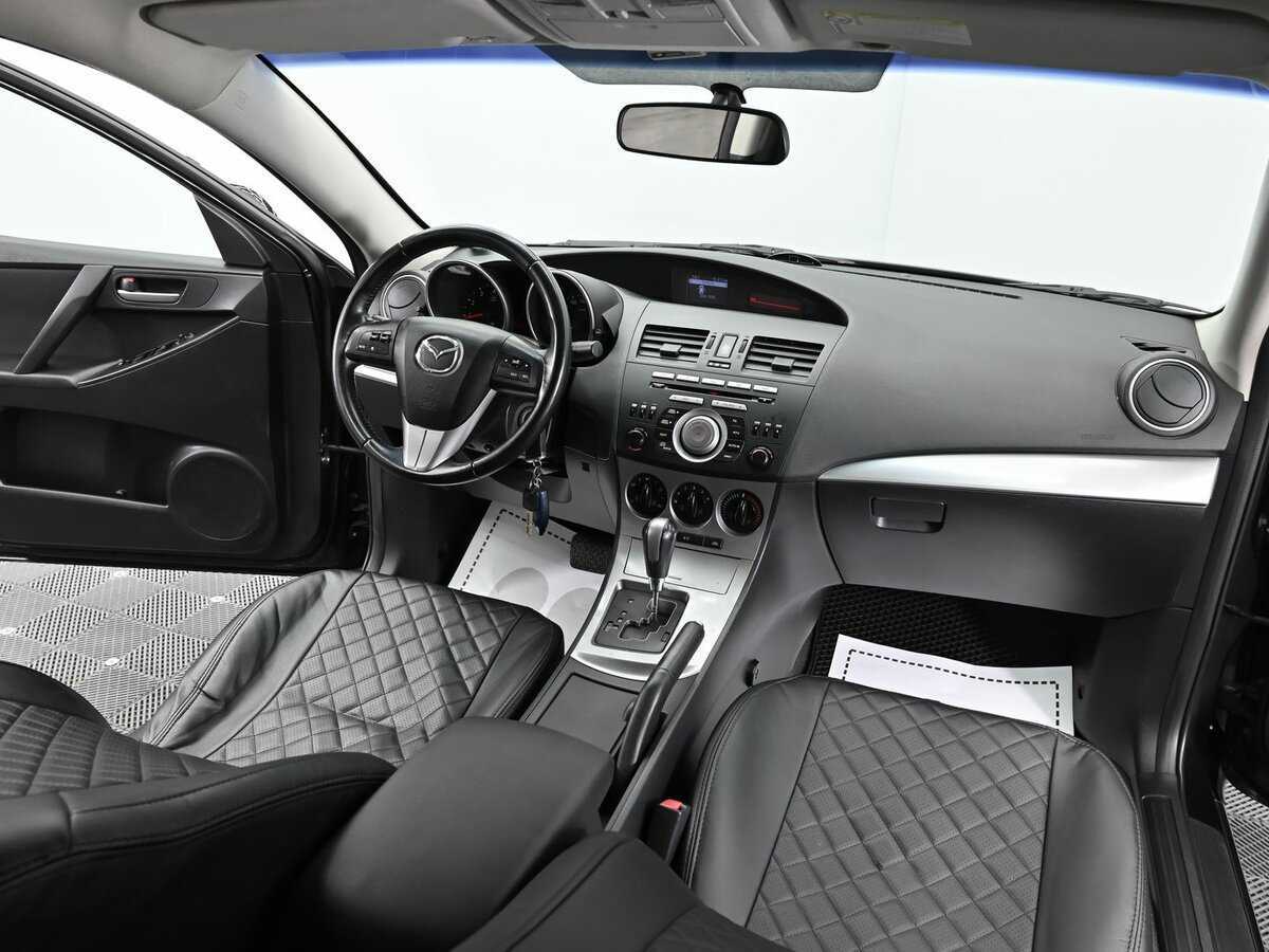Mazda 3 с пробегом — 2010 год. Фото: #7