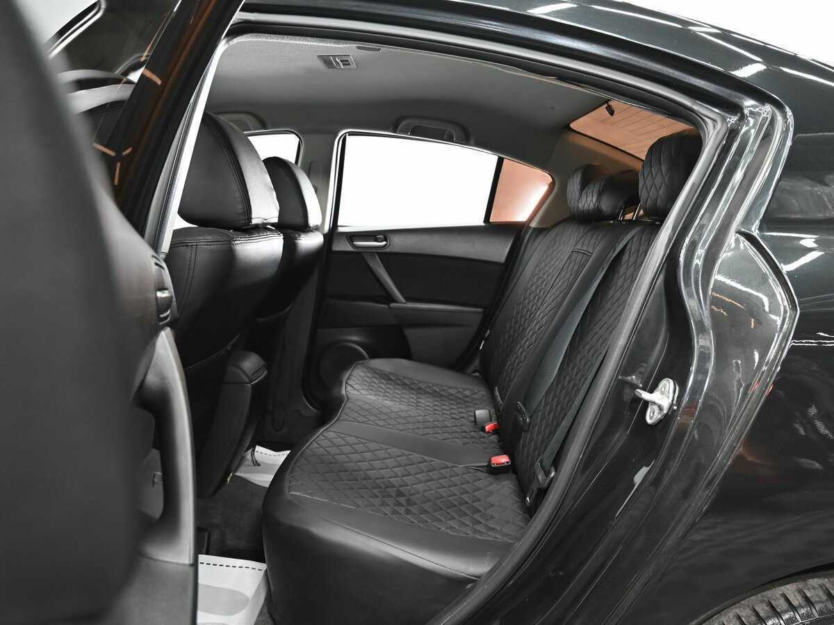 Mazda 3 с пробегом — 2010 год. Фото: #10