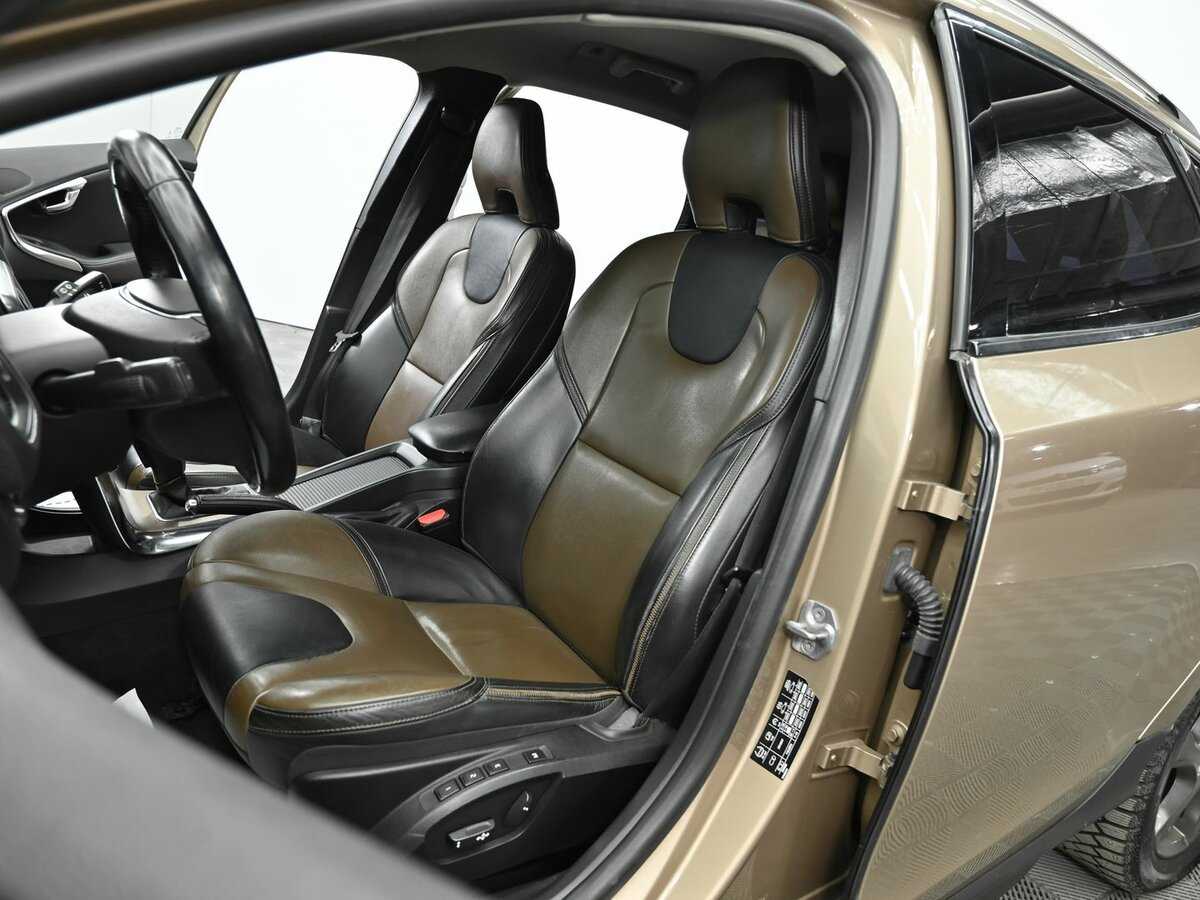 Volvo V40 с пробегом — 2014 год. Фото: #5