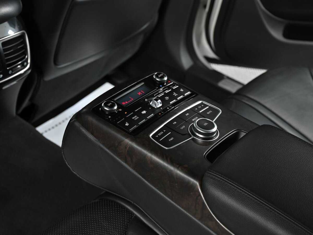 Kia Quoris с пробегом — 2014 год. Фото: #16