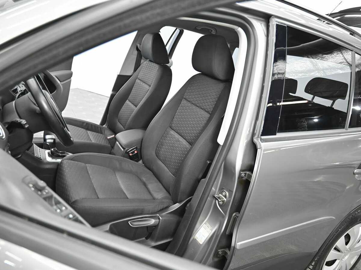 Volkswagen Tiguan с пробегом — 2009 год. Фото: #5