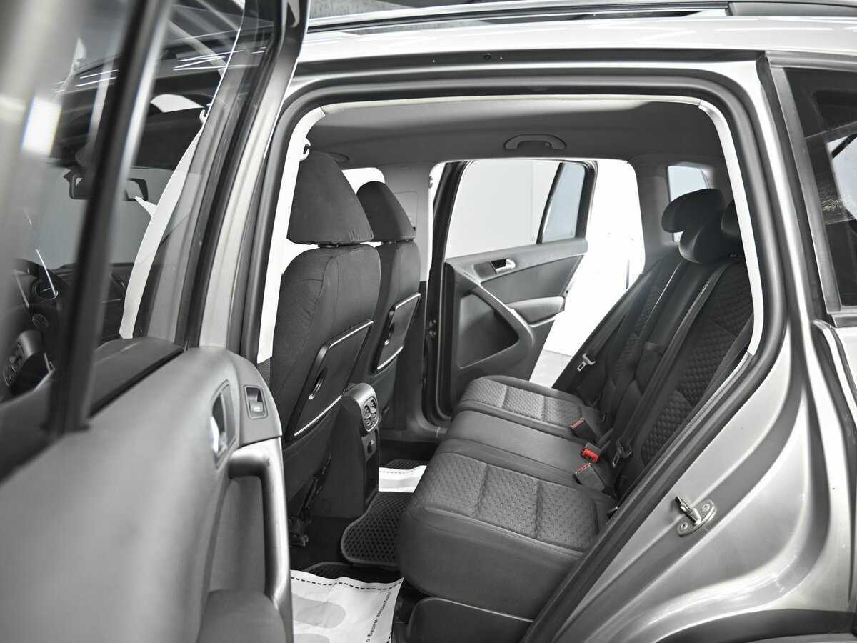 Volkswagen Tiguan с пробегом — 2009 год. Фото: #14