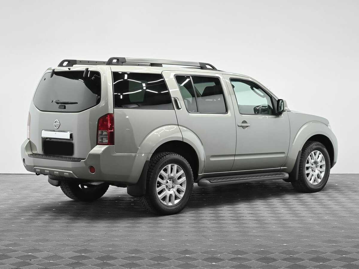Nissan Pathfinder с пробегом — 2010 год. Фото: #4