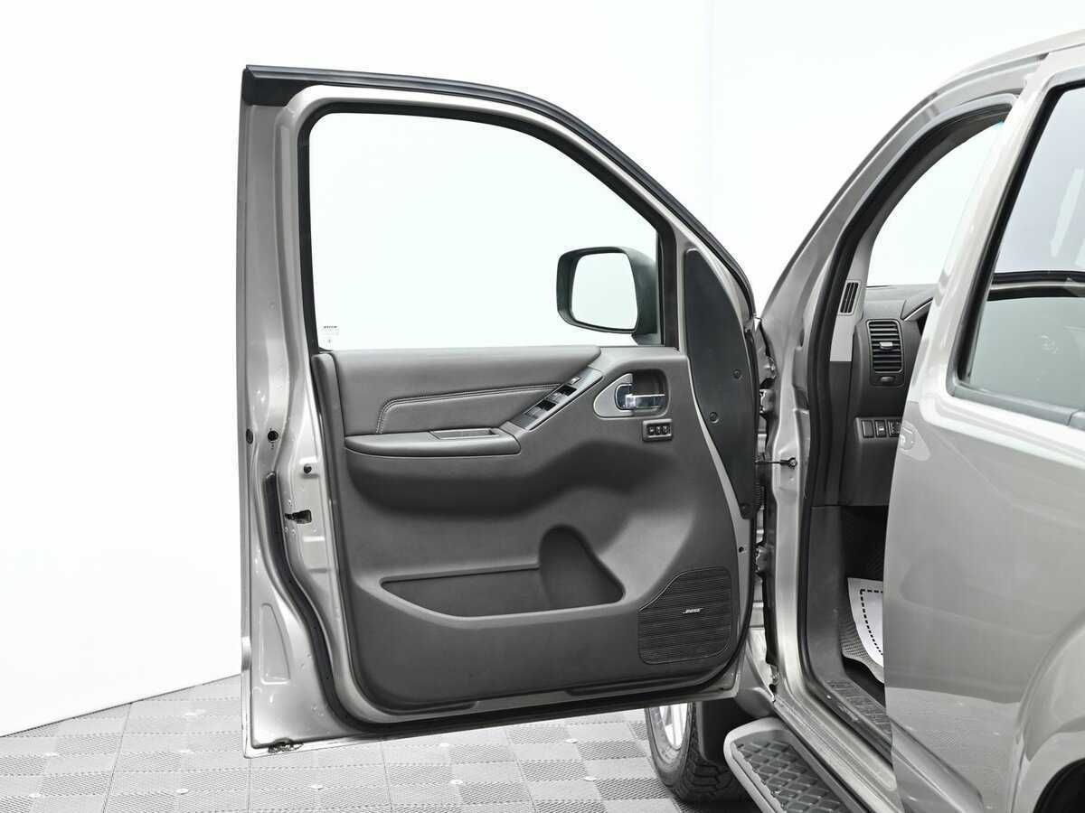 Nissan Pathfinder с пробегом — 2010 год. Фото: #5