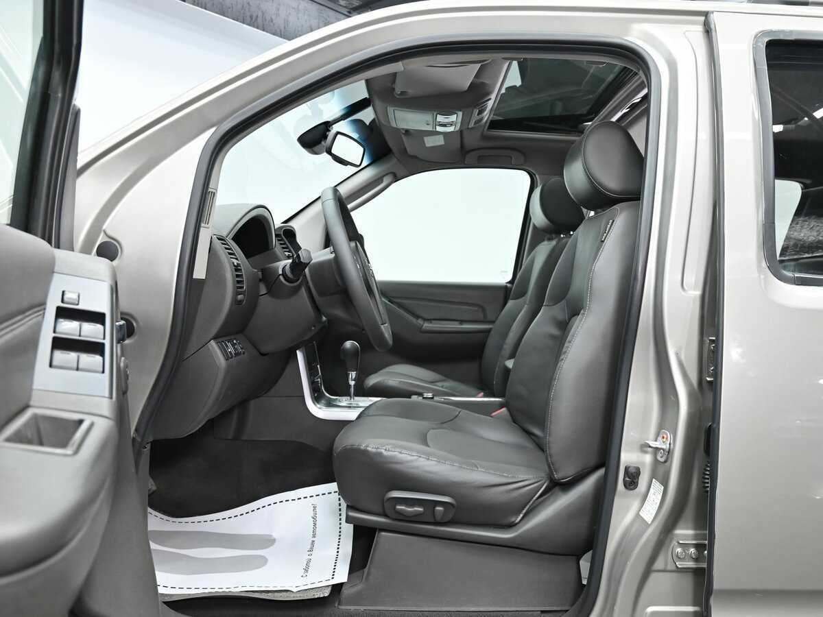 Nissan Pathfinder с пробегом — 2010 год. Фото: #6