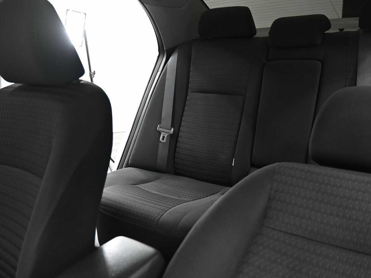 Toyota Corolla с пробегом — 2010 год. Фото: #12