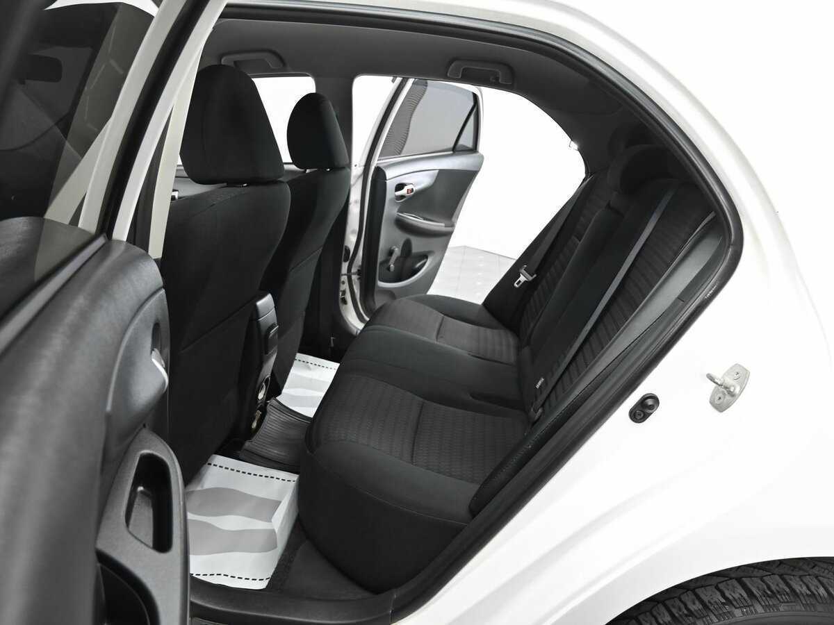 Toyota Corolla с пробегом — 2010 год. Фото: #13