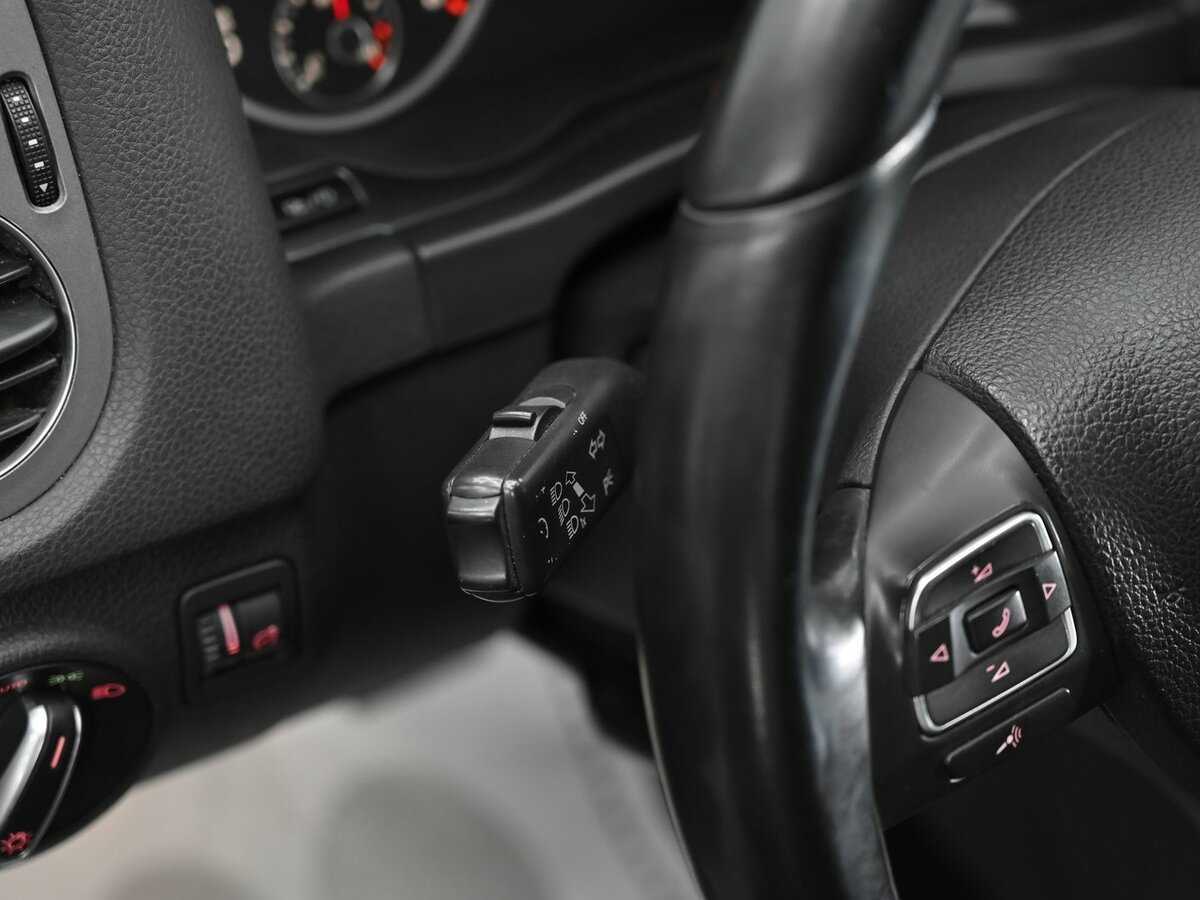 Volkswagen Tiguan с пробегом — 2013 год. Фото: #8