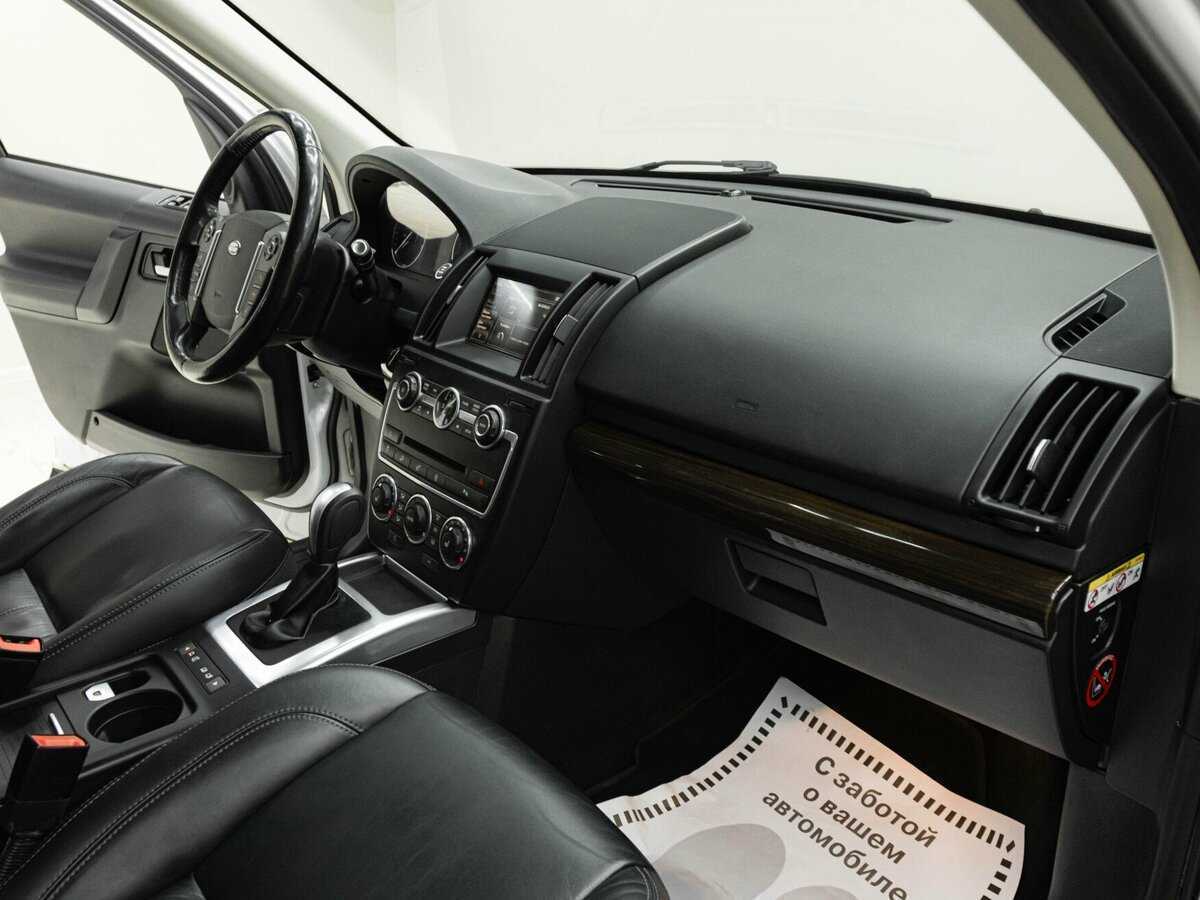 Land Rover Freelander с пробегом — 2014 год. Фото: #18