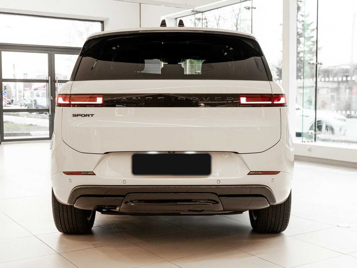 Land Rover Range Rover Sport с пробегом — 2024 год. Фото: #6