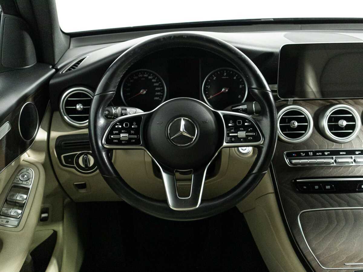 Mercedes-Benz GLC с пробегом — 2019 год. Фото: #19