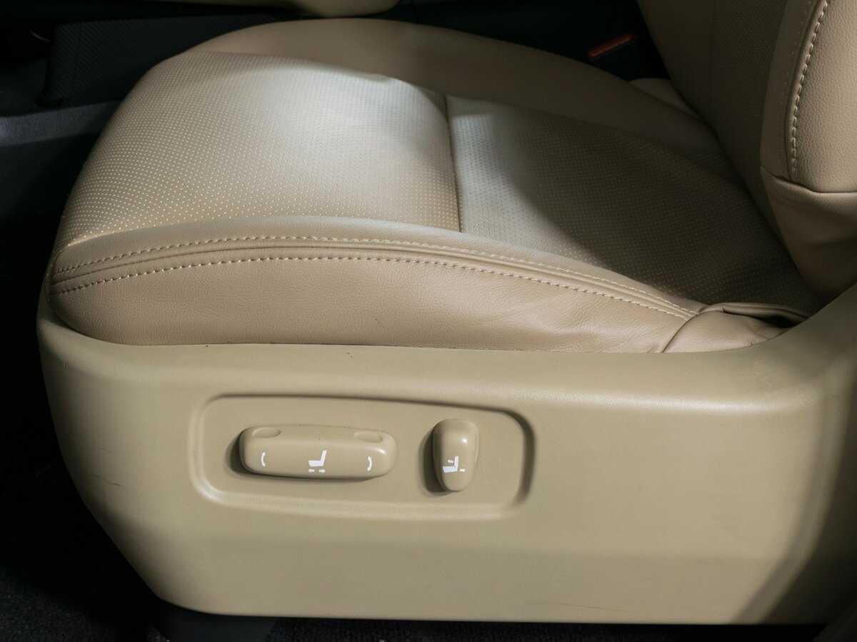 Mitsubishi Pajero Sport с пробегом — 2020 год. Фото: #16