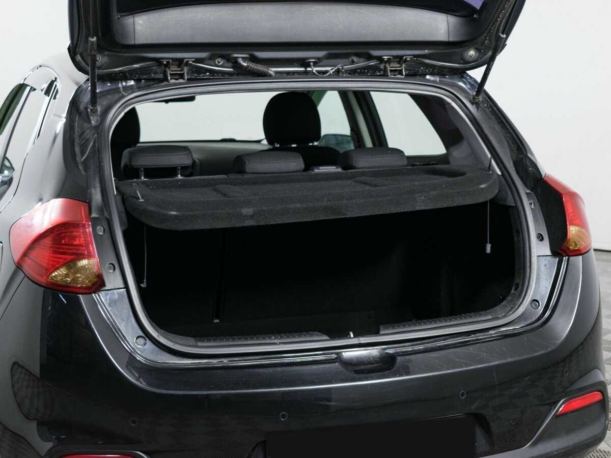 Kia Ceed с пробегом — 2014 год. Фото: #8