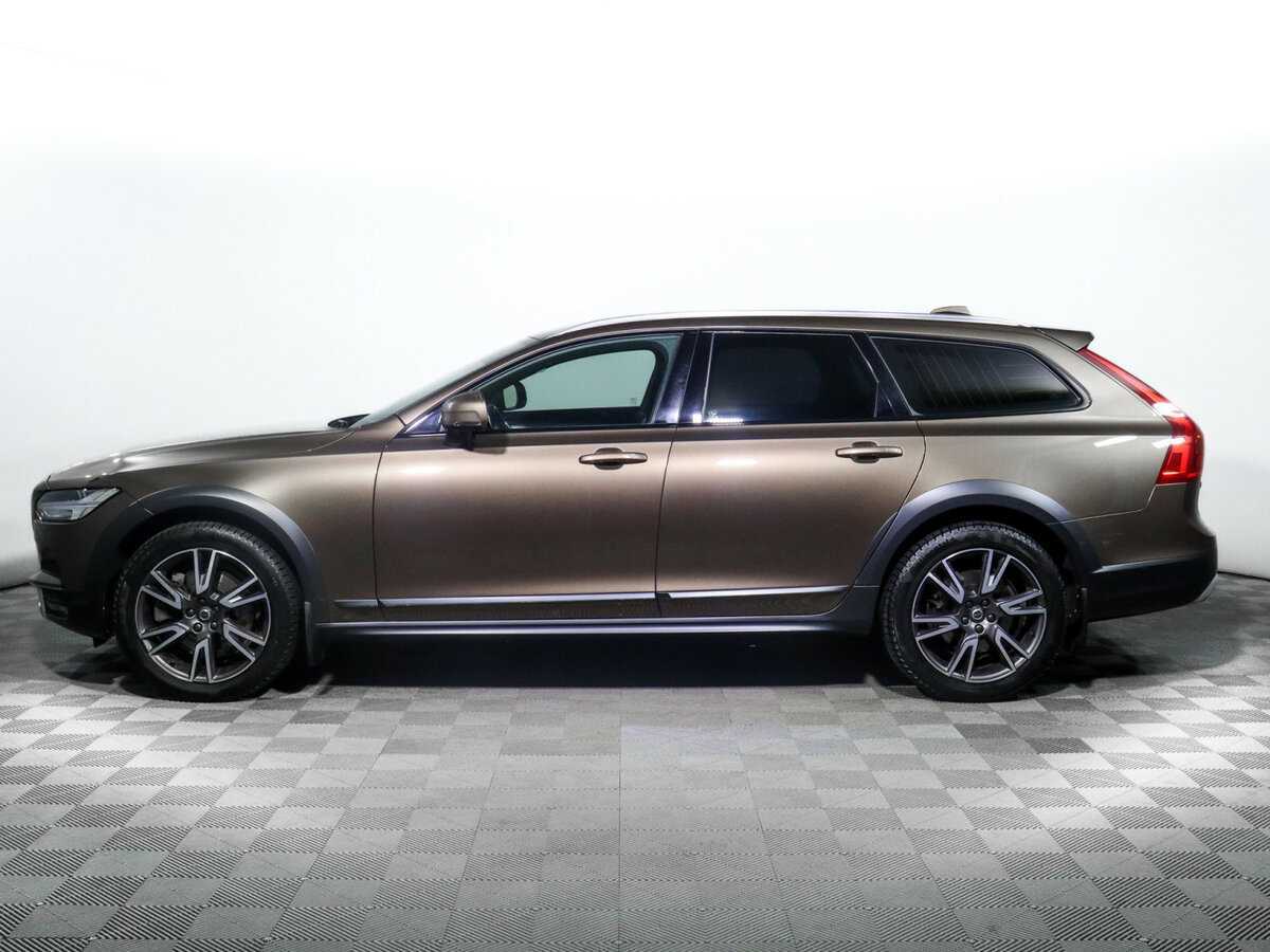 Volvo V90 Cross Country с пробегом — 2017 год. Фото: #4