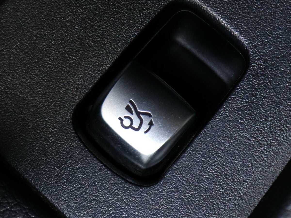 Mercedes-Benz E-Класс с пробегом — 2020 год. Фото: #10