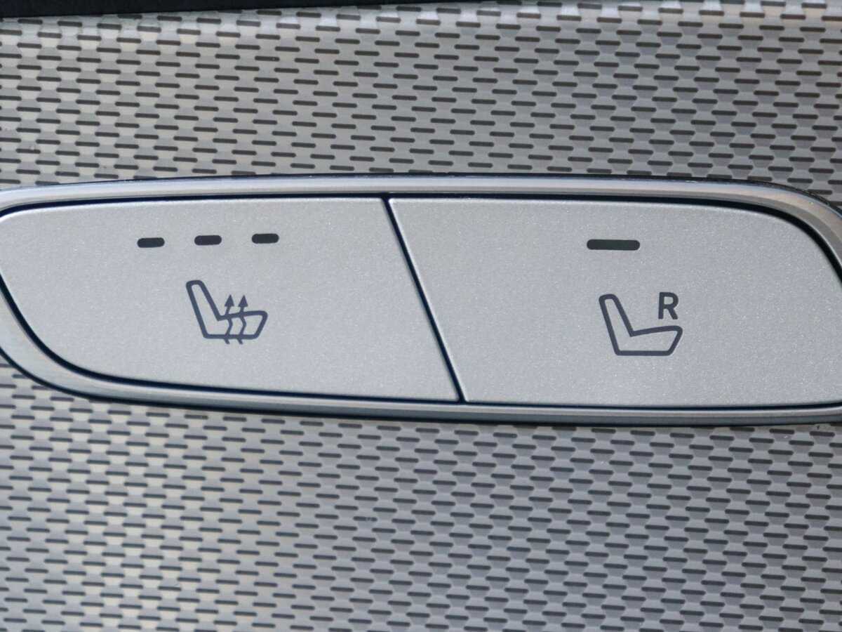 Mercedes-Benz E-Класс с пробегом — 2020 год. Фото: #18