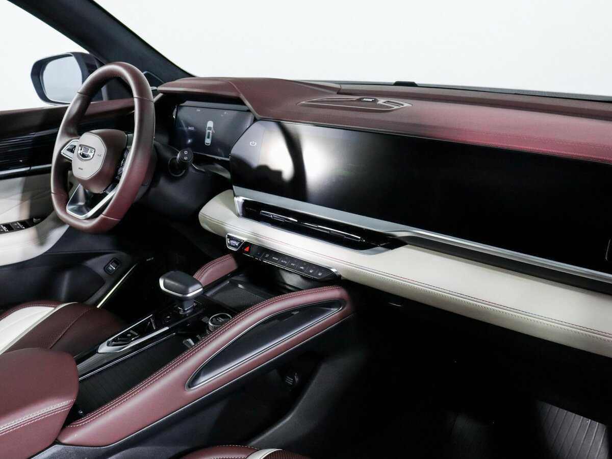 Geely Monjaro с пробегом — 2023 год. Фото: #5