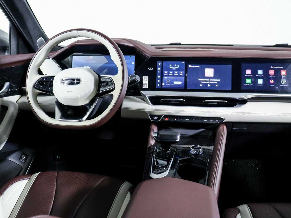 Geely Monjaro с пробегом — 2023 год. Фото: #8