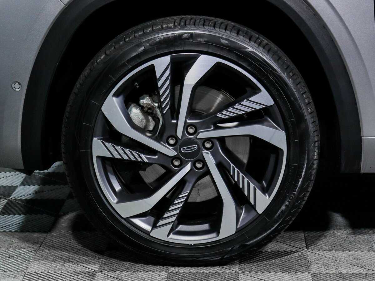 Geely Monjaro с пробегом — 2023 год. Фото: #11